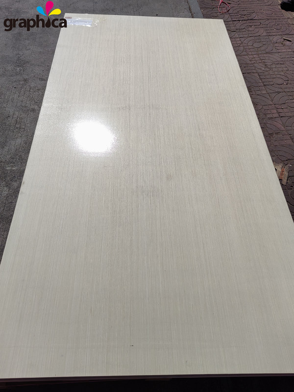 12 mm 15 mm 18 mm Birch Laser Cut Plywood Bois de bois pour la fabrication de die Façade de qualité sans pourriture