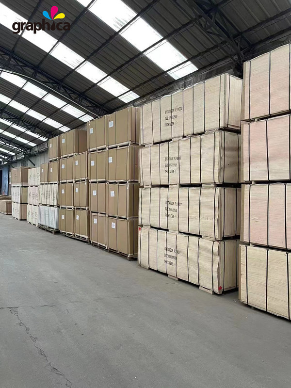 12 mm 15 mm 18 mm Birch Laser Cut Plywood Bois de bois pour la fabrication de die Façade de qualité sans pourriture