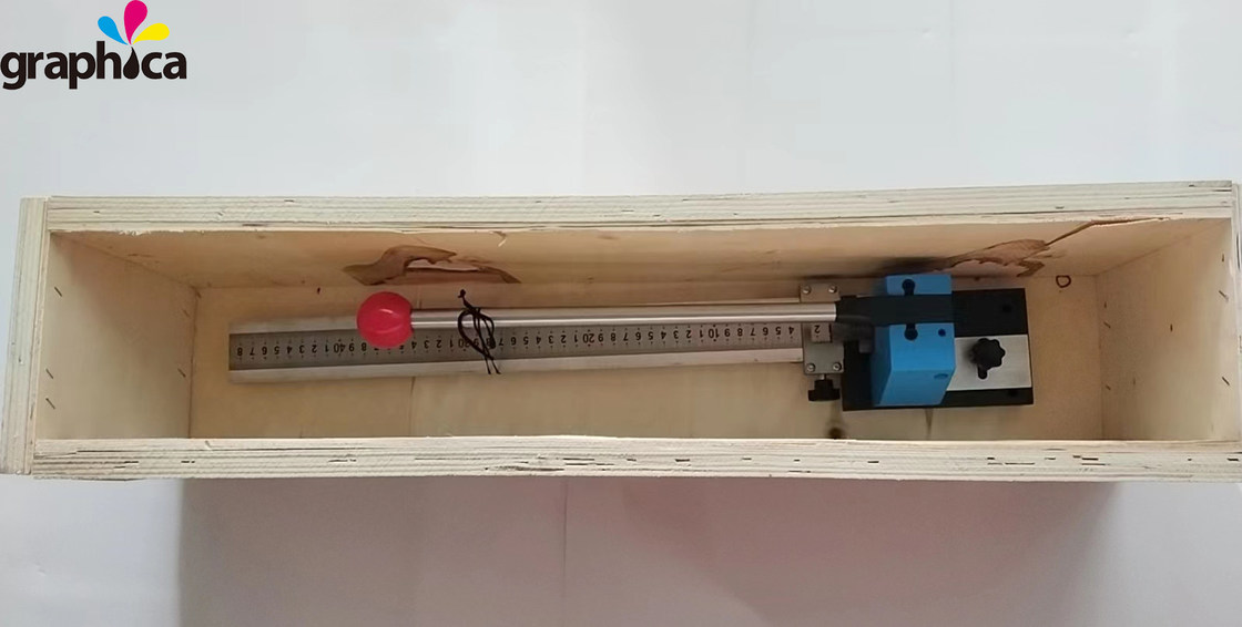 Expérience des coupes précises et lisses avec YQ-50N machine de découpe sous pression Creasing Matrix Cutter
