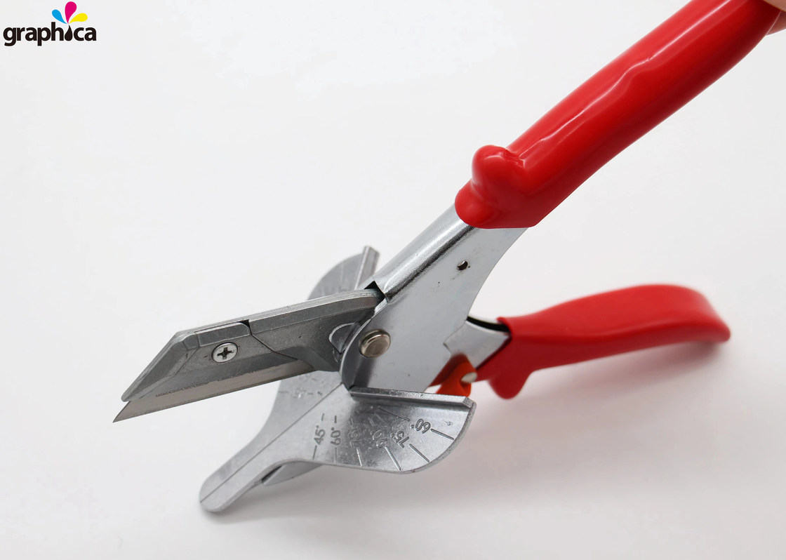 Expérience des coupes précises et lisses avec YQ-50N machine de découpe sous pression Creasing Matrix Cutter