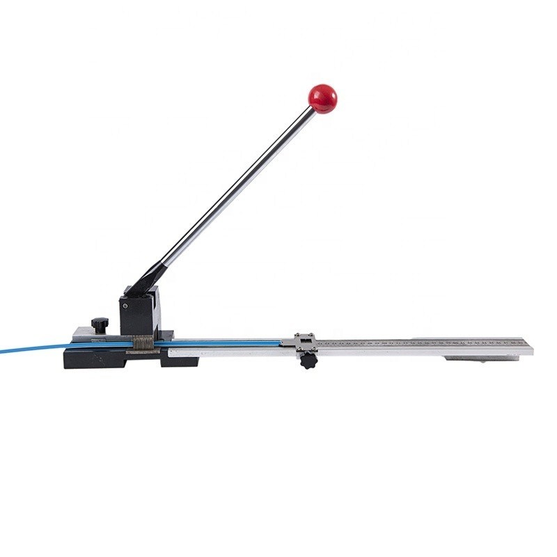 La machine de découpe manuelle en acier inoxydable est l'outil idéal pour couper la matrice de creusement