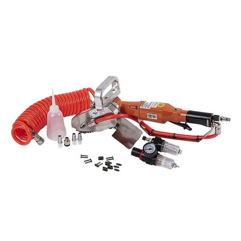 Compresseur semi-automatique pour éliminer les déchets des cartons de papier ondulé