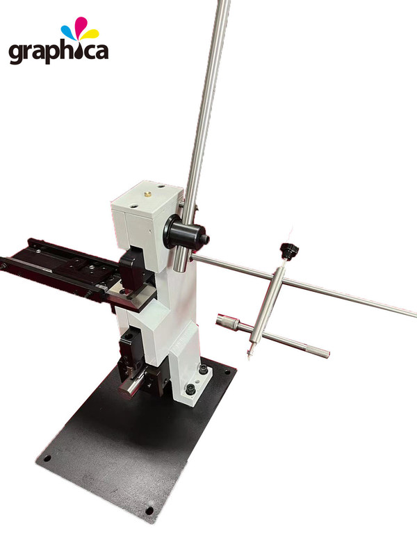 Machine à outils manuelle de découpe à la matrice de métal pour une épaisseur maximale de règle de 3 pts