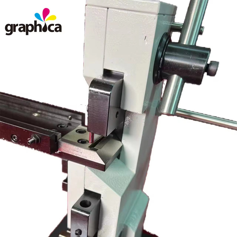 Application manuelle de l'outil de réglage de l'acier de coupe/boucle/encoche pour la fabrication de matrices