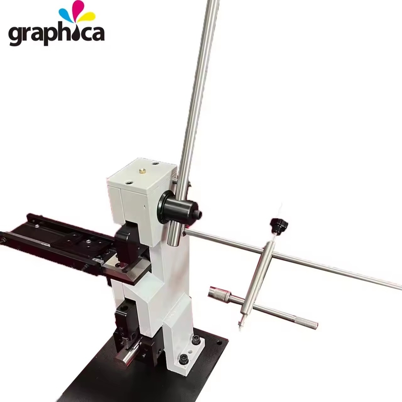 280*700*700mm Pékin Graphique 3 en 1 outil à main Règle d'acier faire la matrice manuelle Règle de tôle de métal machine de pliage 35kg G.W.
