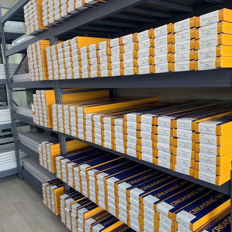 Hauteur du canal 0,8 mm Machine de découpe de matrice de creusement en plastique GRB0,8 * 2,5 mm pour découpeuse sous pression