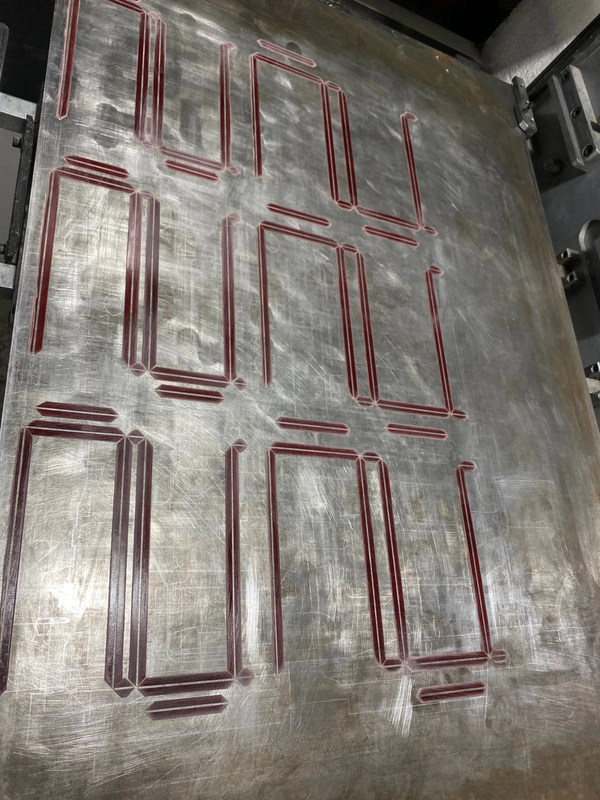 Matrice de creusement de Super March pour la découpe sous pression 3 kg/boîte, avec du ruban adhésif et de la colle