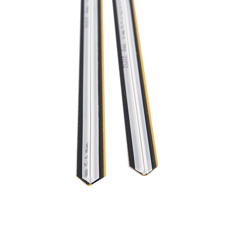 0.5*1,5 mm matrice de plis à base de plaque de pressage pour découpeuse à matrices en tôle de PVC