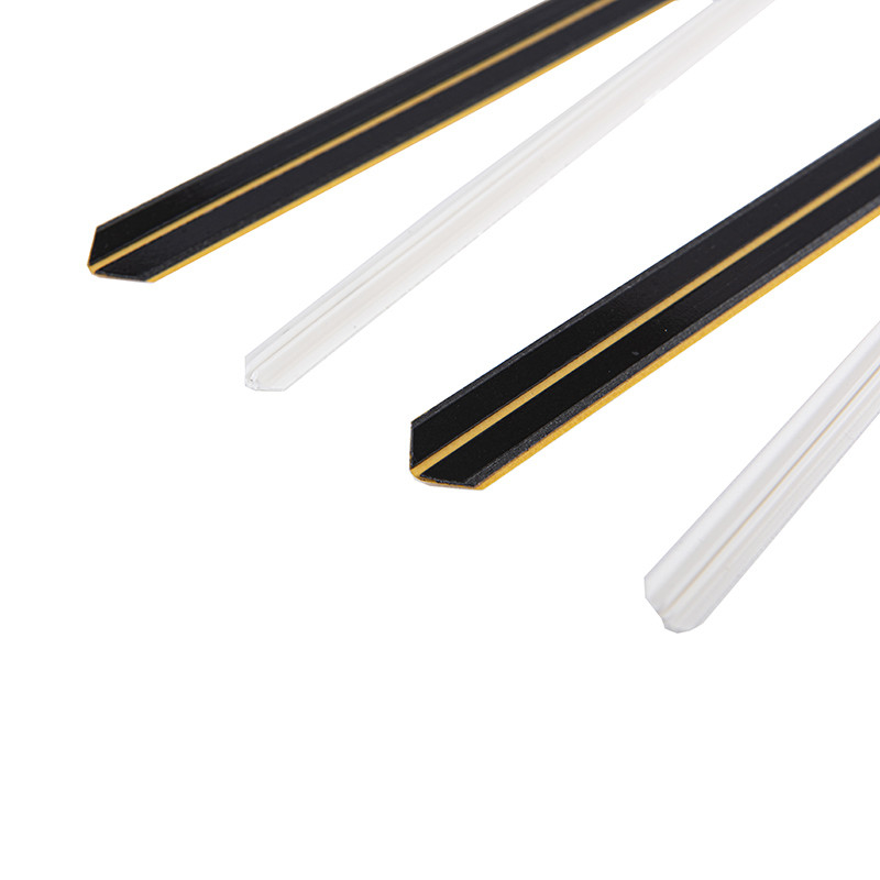 0.5*1,5 mm matrice de plis à base de plaque de pressage pour découpeuse à matrices en tôle de PVC